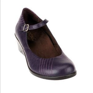 Retro purple Mary Jane wedge heel